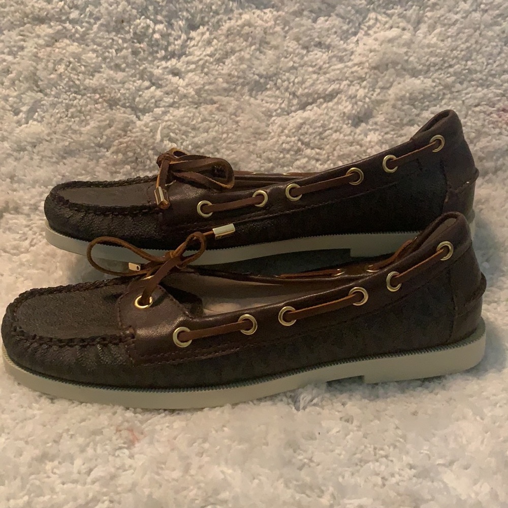 NEW Micheal Kors Loafers🤎 - Picture 9 of 12